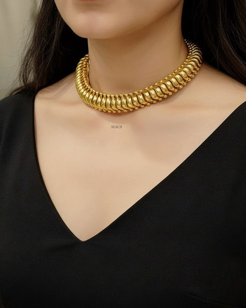 Gold Hammered Sutlada Necklace